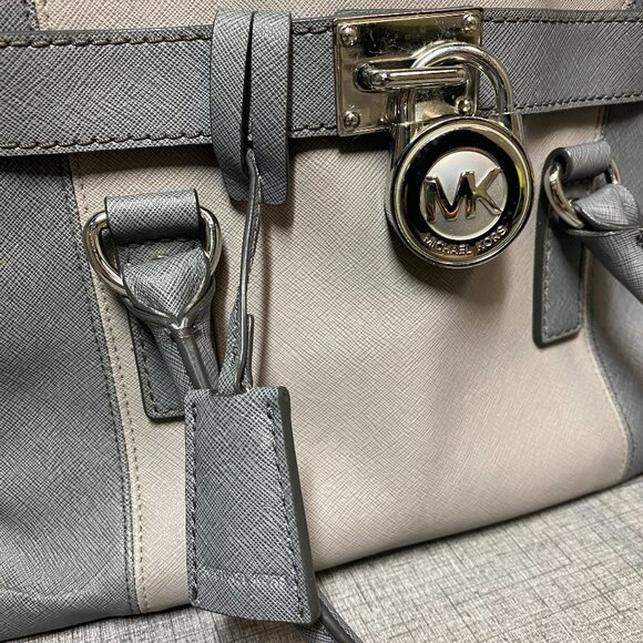 Michael Kors Purse - Picture 2 of 14